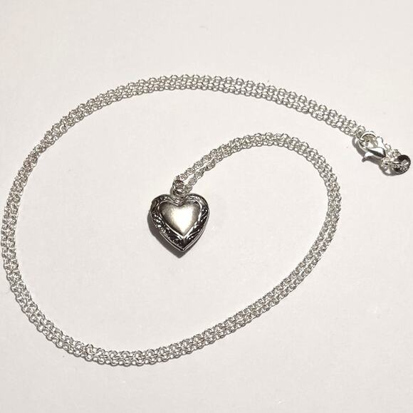 925 Sterling Silver Heart Necklace Locket Valentines Birthday Anniversary Gift - Picture 1 of 7
